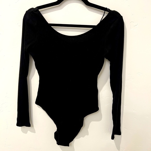 H&M Tops - H&M Ballerina Bodysuit Black Snap Bottom